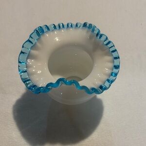 Elegant vintage Fenton milk glass  Blue Ruffled Vase